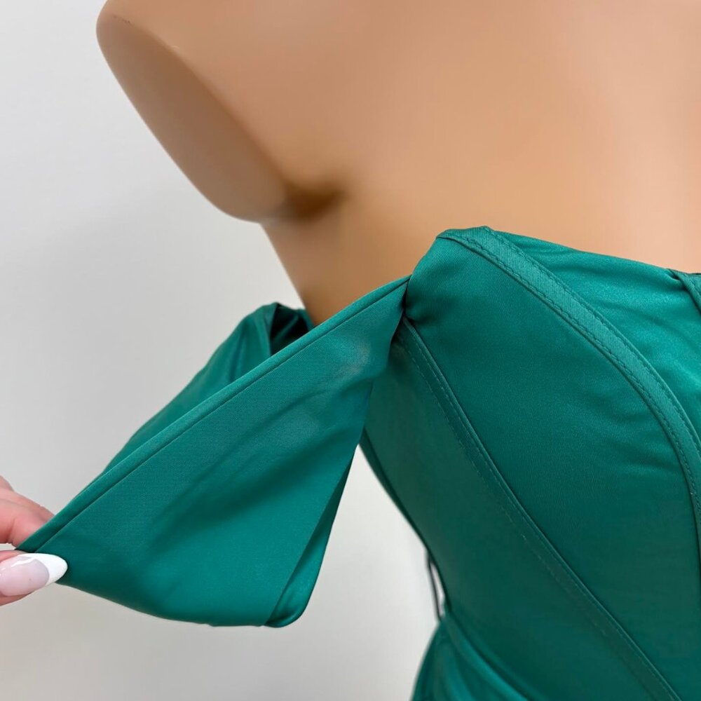 Natasha Dress | Emerald 7484 - Picture 4 of 5